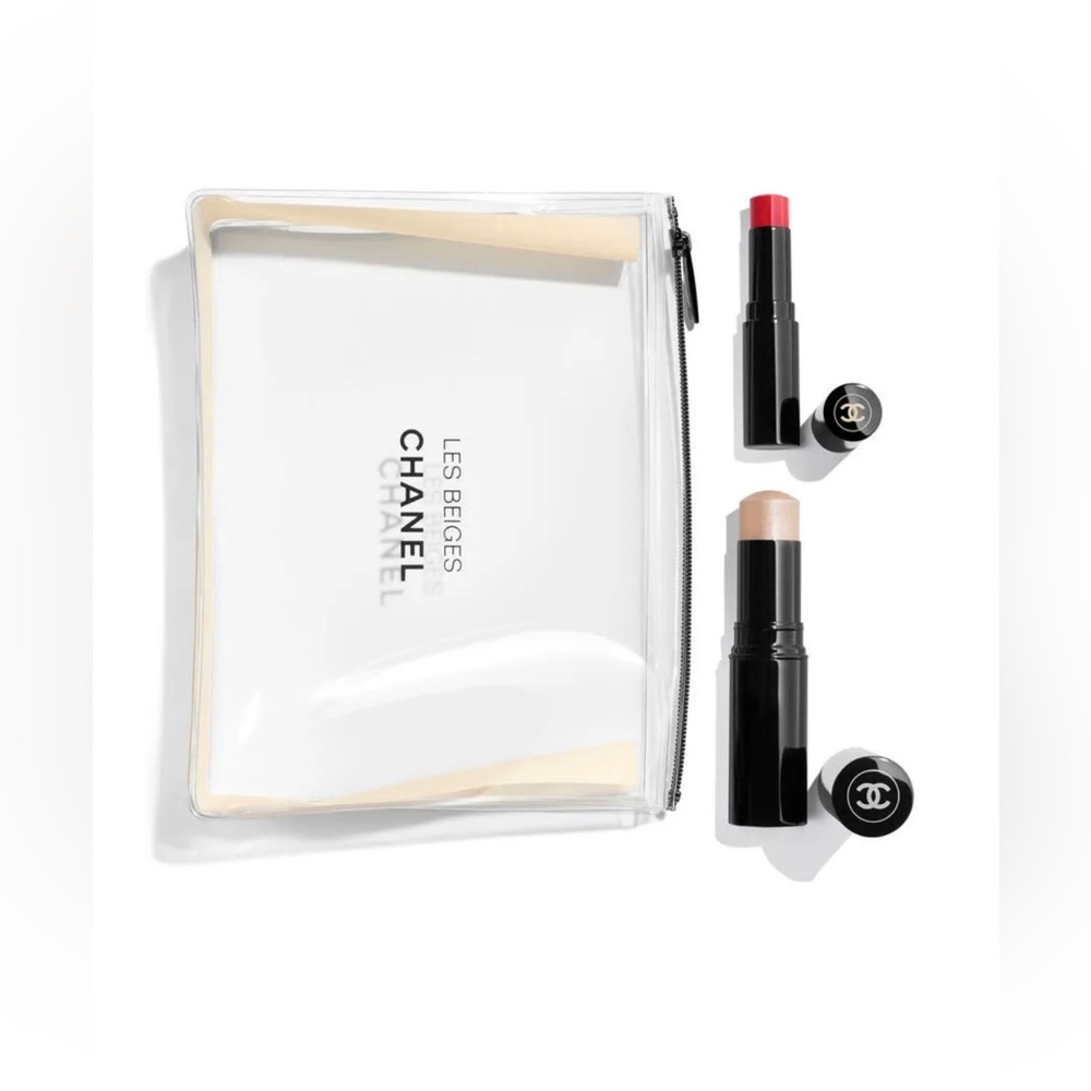 Chanel swipe and glow highlighter and lip set